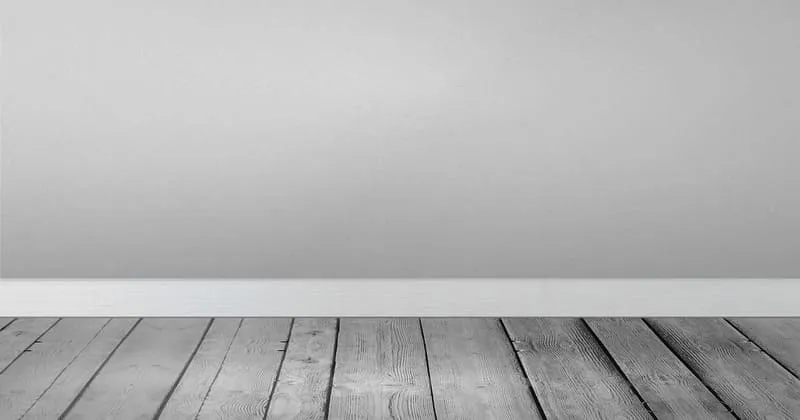 空室の壁と床、引越し費用の相場レンジを考える